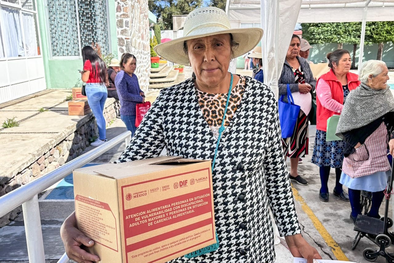 DIF Huamantla y SEDIF fortalecen la seguridad alimentaria de familias con la entrega periódica de despensas